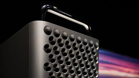 NEW Mac Pro first look!