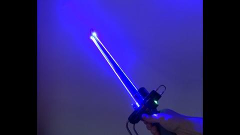 Burning Quad Beam Laser Sword = Can't break the beam!