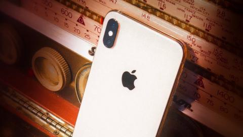 Who Should Buy The iPhone XS?