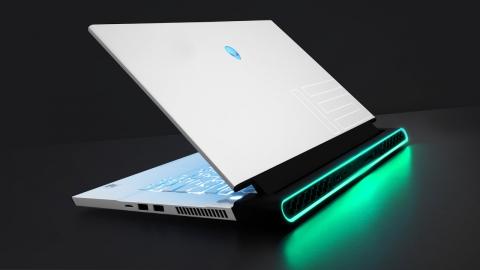 The NEW Alienware Gaming Laptop