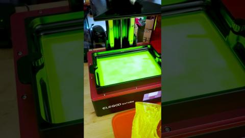 Resin 3D Printer Trick - Tank Clean #shorts