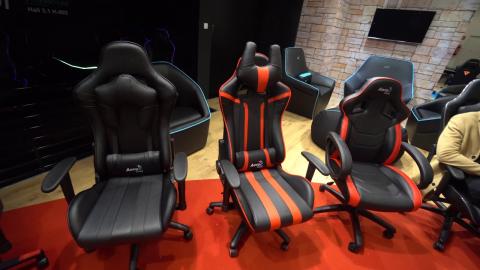 Aerocool Showcase Living Room Furniture and Gaming Chairs