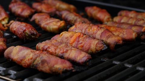 Chili Stuffed Jalapeno Poppers