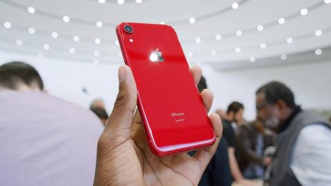 iPhone XR Impressions: All of the Colors!