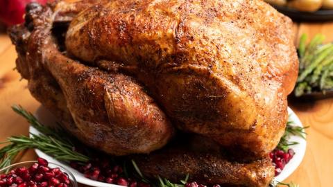 Fried Thanksgiving Turkey Recipe with Rosemary & Pomegranate Gravy | Char-Broil