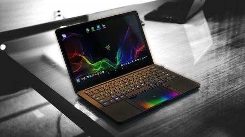 RAZER PROJECT LINDA – CRAZY Smartphone-Based Gaming Notebook!