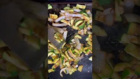 Hibachi on the Griddle | Charbroil®