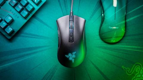 Razer DeathAdder V2 -  STILL The Best Gaming Mouse After 14 Years?