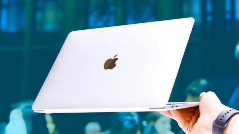 The 2018 MacBook Air is FINALLY Updated