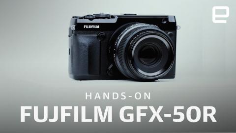 Fujifilm GFX 50R and GFX 100 First Look