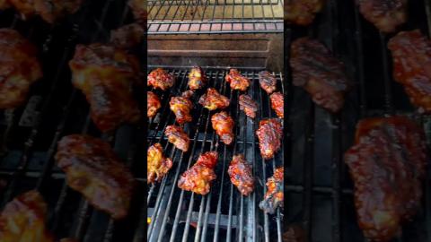 Grilled BBQ Chicken Wings | Char-Broil®