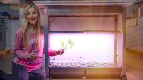 My favorite piece of tech in 2020! ???? AeroGarden!