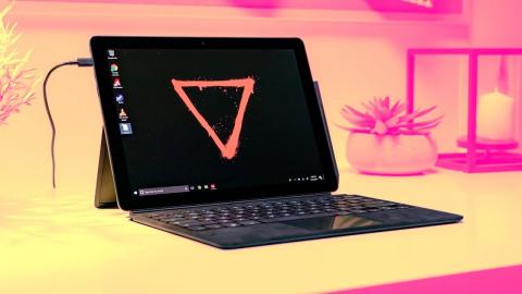 EVE V Tablet - Crowdsourced Surface Competitor