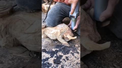 Carving  Masterpiece Out Of A Wood Log????????????????#satisfying #shorts