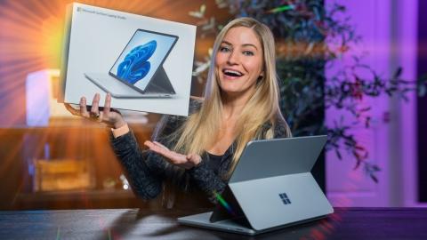 All NEW Microsoft Surface Laptop Studio Unboxing!