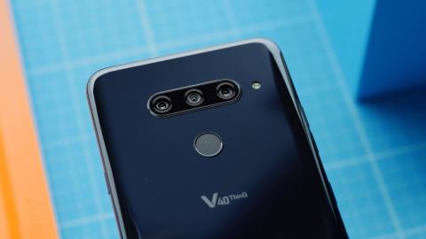 LG V40 Impressions: 5 Cameras on a Phone?!