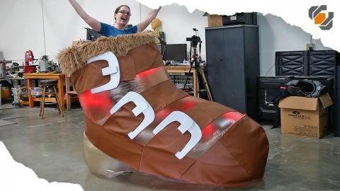 Giant Inflatable Shoe! - DotA 2 Power Treads Cosplay