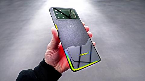 Cyberpunk 2077 Limited Smartphone Unboxing