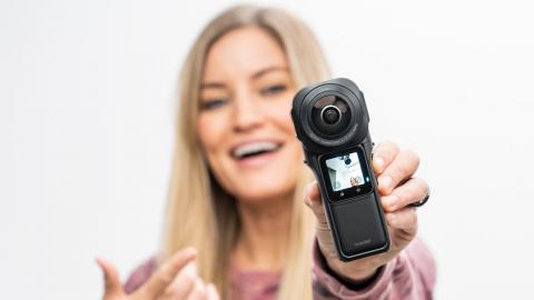 New Tiny 6K Handheld Camera! Insta 360 RS 1-Inch Unboxing and Review!