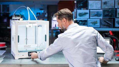 Ultimaker S5 Features Explained - the most powerful, reliable, and versatile 3D printer