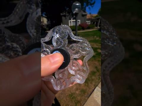 Clear makes this Animated Aurym spinner even more crazy looking.