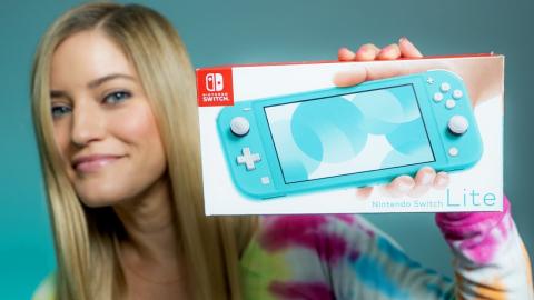Finally got the Nintendo Switch Lite!!!