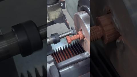 That's How Wooden Screws Are Made???????????????? #satisfying #machine #shorts