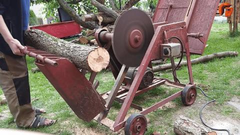 17 Dangerous Homemade Firewood Processing Machines ▶2