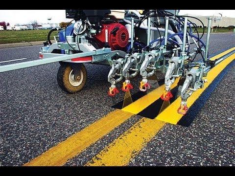 Modern Technology Road Construction Machines with Skilful and Creative Workers